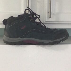 Ryka Brand Boots size 91/2 W, Good Condition,Navy with Black,Grey,& Purple Soles
